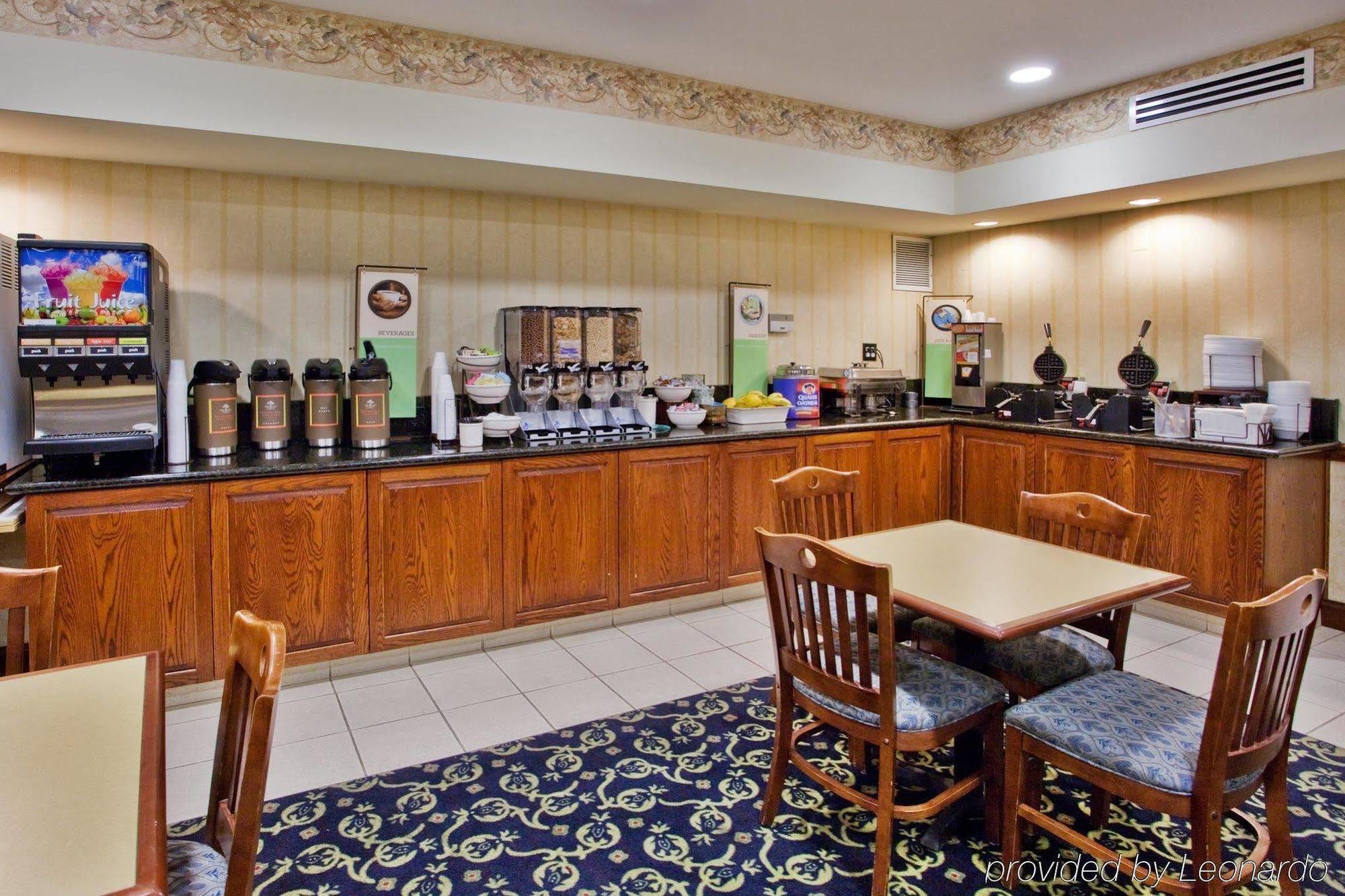 Country Inn & Suites By Radisson, Washington, Dc East - Capitol Heights, Md Екстериор снимка